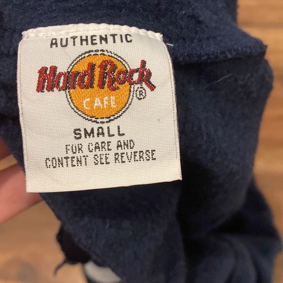 Hardrock Paris Cafe Shorts - Picture 4 of 4